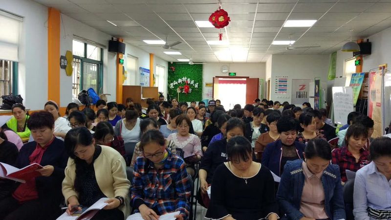 小标题：选择月子中心，还需注意以下几点：