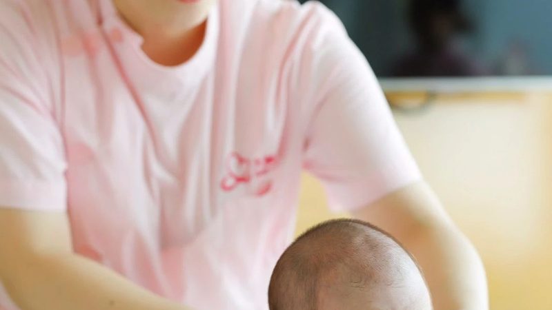 母婴护理师证书，含金量如何？揭秘行业认证真相**