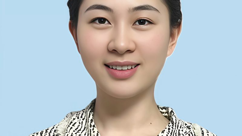 妈妈在选择乳房按摩催乳师或母乳指导时，可以从以下几个方面进行考虑：